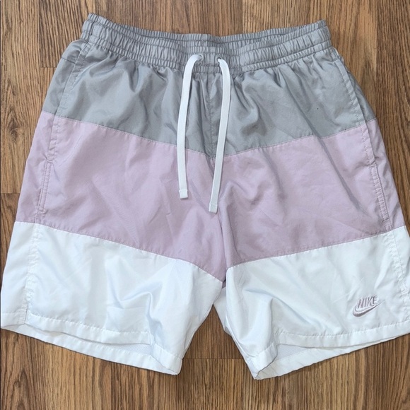 Nike Other - Nike Colorblock City Edition men’s Medium
